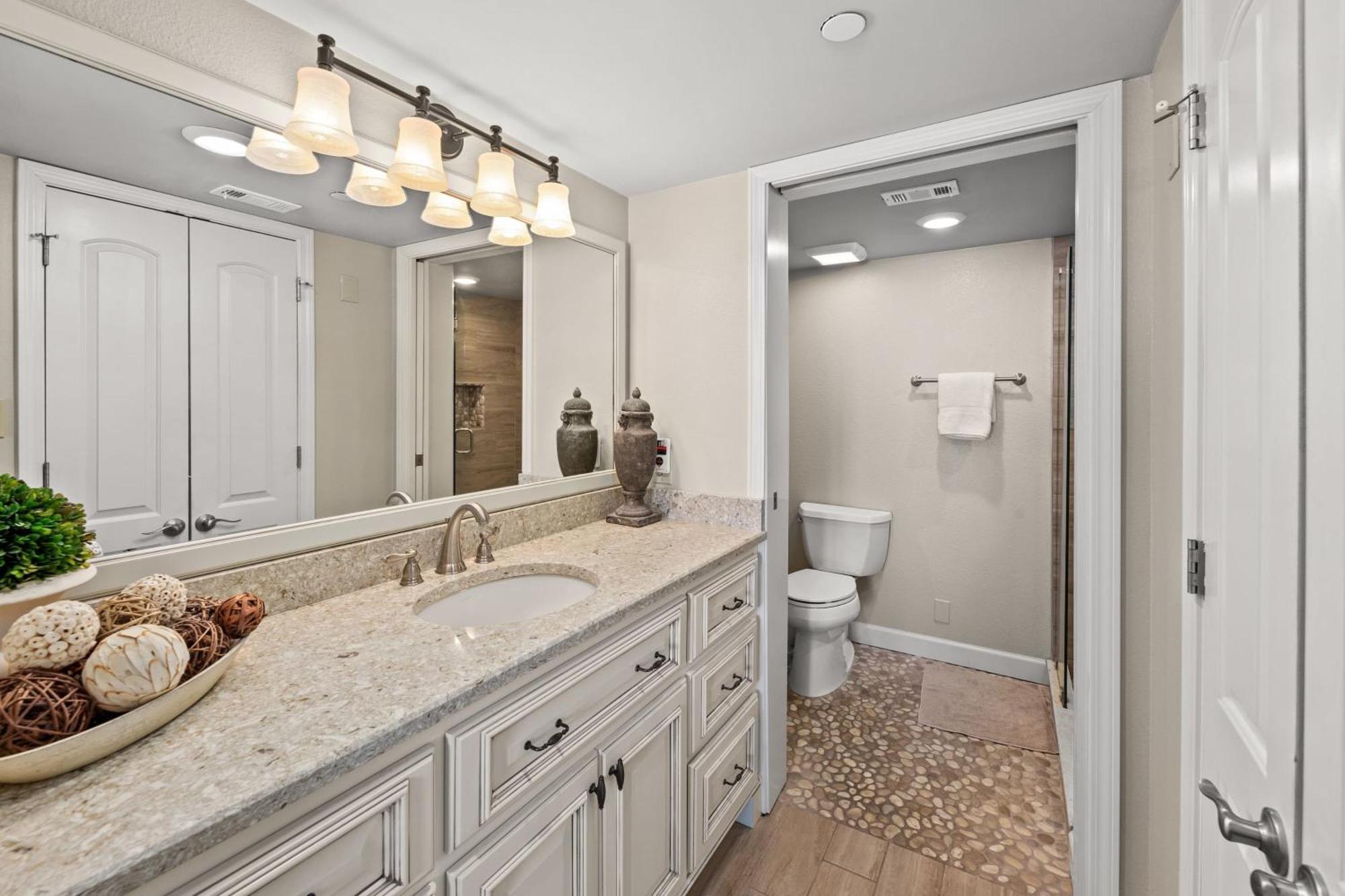 Holiday home Beachside Bliss By Avantstay Beachfront W Pool Panama City Beach